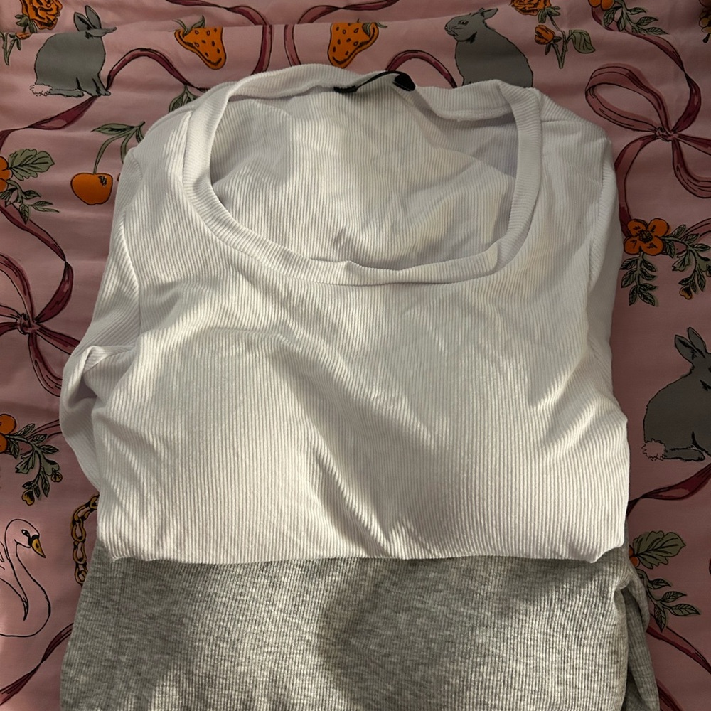 2 CHIC ME ribbed long sleeved tees with built in bras NEW